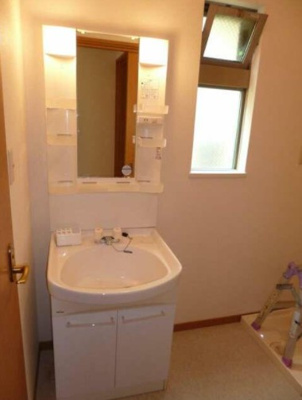 【独立洗面台】 | シャンテ荻窪 | 嬉しい独立洗面台付き。