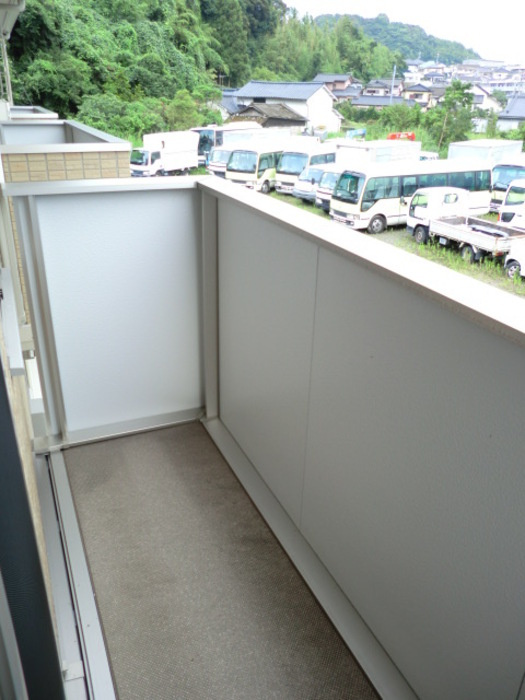 【バルコニー】
