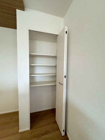 Adoble+アドブル＋小倉南区葛原本町4丁目2期　【小倉南区　新築戸建て】の収納|キッチン横にはパントリー♪　【小倉南区　新築戸建て】