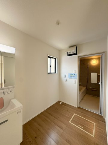 Adoble+アドブル＋小倉南区葛原本町4丁目2期　【小倉南区　新築戸建て】の脱衣所|ちょうどいい広さの洗面脱衣室♪　【小倉南区　新築戸建て】
