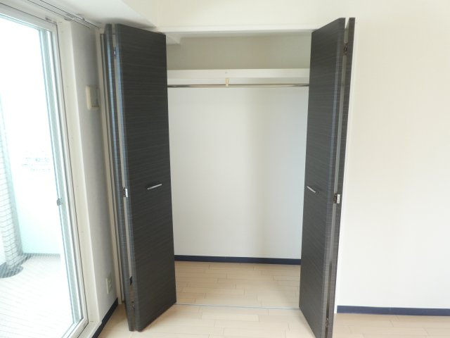 ビガーポリス１３３宝塚の収納