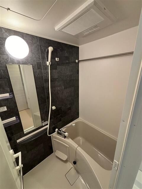 ＭＡＸＩＶ浅草ＭＩＲＡＩＳの浴室