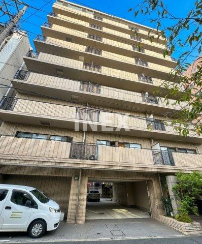 横浜市南区白金町１丁目の賃貸マンションの外観