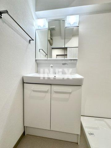 横浜市南区白金町１丁目の賃貸マンションの洗面所