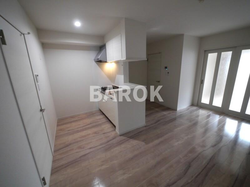 カトレア箱崎の居間・リビング