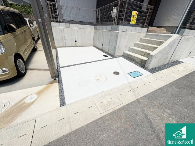 河内長野市三日市町　第1期　新築一戸建ての駐車場|２台分の駐車スペース有り！急な来客でも安心です！