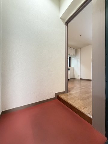 オリオンハイツの玄関