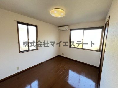 【洋室】 | リヴェール | 別部屋写真使用