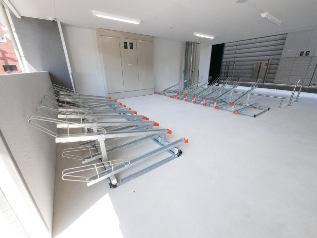 Alivis福島海老江(旧:フォーリアライズ福島ルノン)のロビー