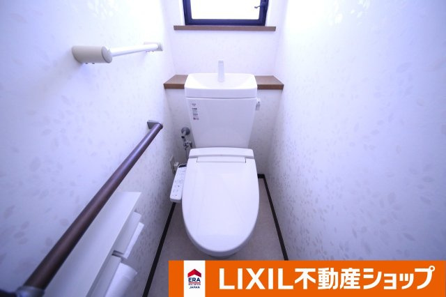 久喜市南２丁目 中古戸建のトイレ