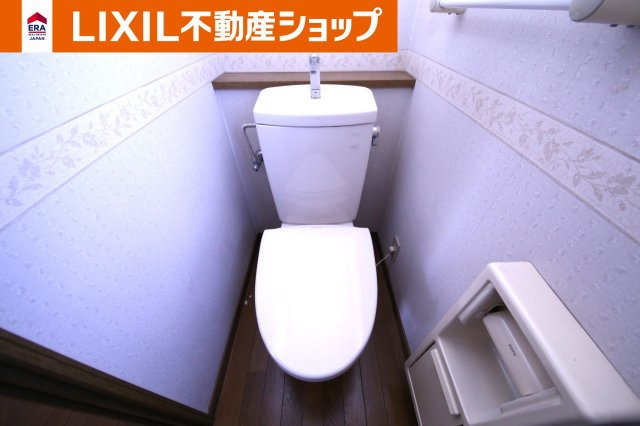 久喜市南２丁目 中古戸建のトイレ