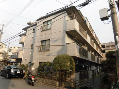 【外観】 | メゾンエルセビア | 白基調の綺麗なマンションです。