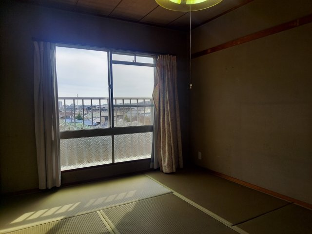 宝塚光明住宅3号棟の和室|和室約6帖