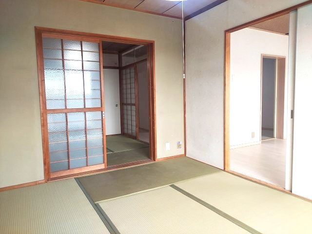 宝塚光明住宅3号棟の和室|和室約6帖