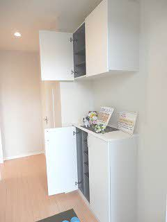 【玄関】 | シャーメゾンにしもりA