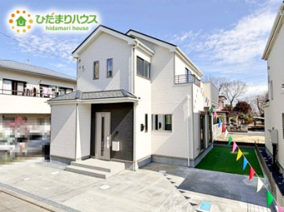 【外観】 | 水戸市大塚町1905番　新築戸建　A号棟 | 白い外観なので膨張色のため、家が大きく見える効果があります。