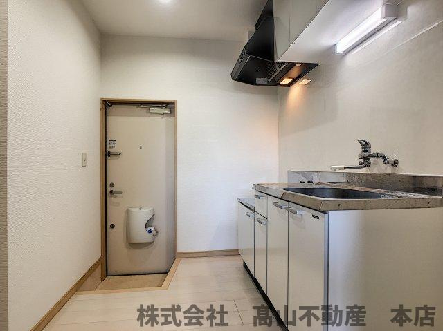 ウイングライフの玄関