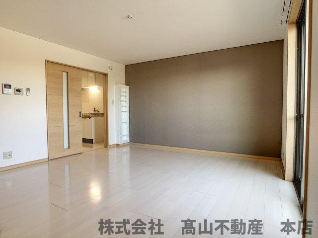 ウイングライフの居間・リビング