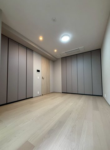 グランドメゾン渋谷大山町の洋室|洋室１　8.2帖