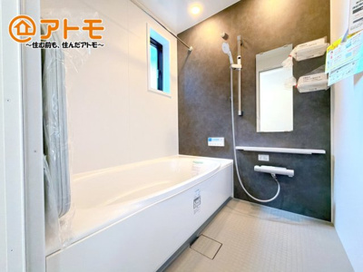 【浴室】 | 沼津市岡宮　新築一戸建て　5号棟 | 広々１坪タイプのゆったり浴室ユニット♪浴室乾燥機付き♪