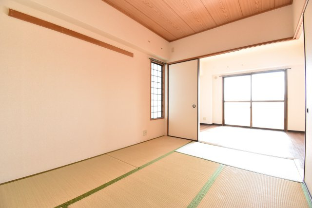 アイシャレー長居公園の和室