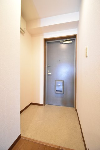 アイシャレー長居公園の玄関