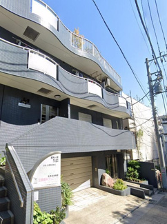 【外観】 | 鉄筋コンクリート造のがっちりとした建物。