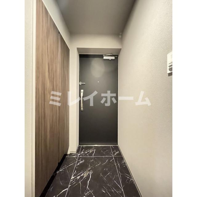 ウェルスクエア西大井の玄関