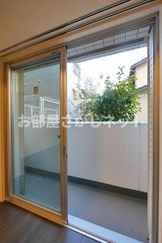 プレミアムキューブ文京江戸川橋♯mo【おとり物件なし】#学生・社会人にオススメ！のバルコニー