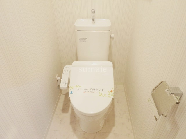 N-stage AkabaneShimoのトイレ|温水洗浄便座付きトイレです♪