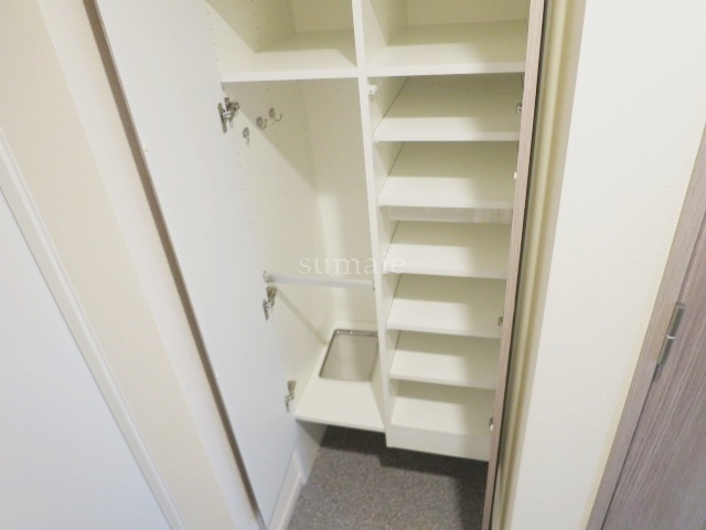 N-stage AkabaneShimoの収納|玄関収納です！