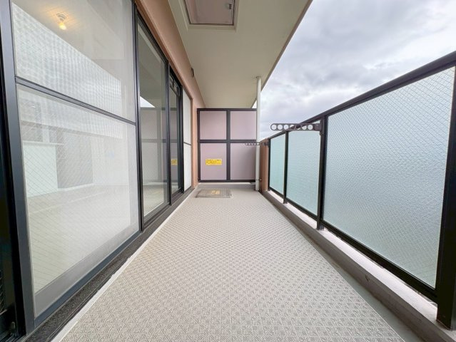 ◆７階三方角住戸につき陽当たり・通風・眺望良好◆全居室窓あり◆ヴェルドミール栗東のバルコニー|バルコニー