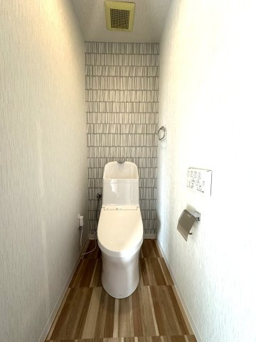 ◆７階三方角住戸につき陽当たり・通風・眺望良好◆全居室窓あり◆ヴェルドミール栗東のトイレ|トイレ