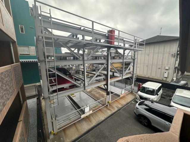 ◆７階三方角住戸につき陽当たり・通風・眺望良好◆全居室窓あり◆ヴェルドミール栗東の駐車場|駐車場