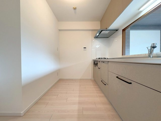 ◆７階三方角住戸につき陽当たり・通風・眺望良好◆全居室窓あり◆ヴェルドミール栗東のキッチン|キッチン