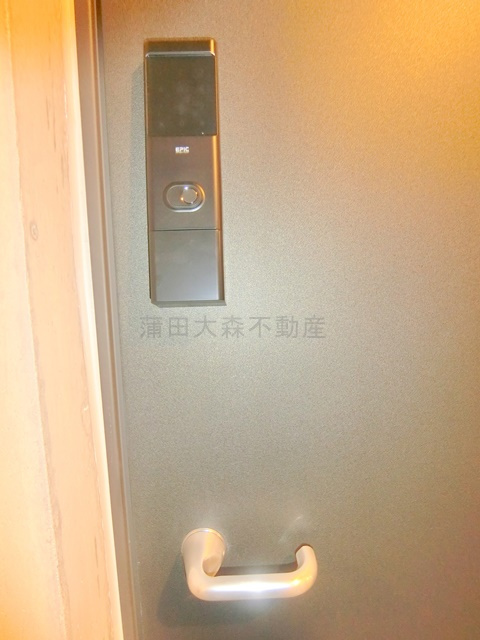 ZOOＭ蒲田EASTの玄関