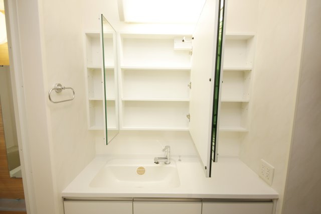 ヴィラ小山 Aの洗面所