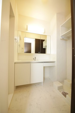 ヴィラ小山 Aの洗面所