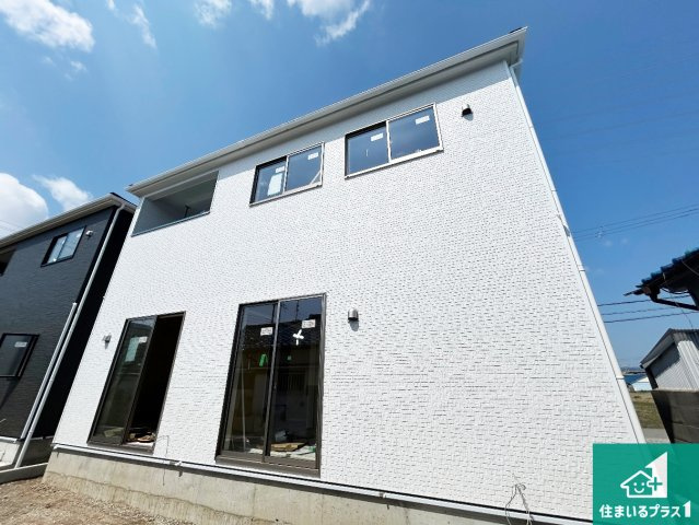 和歌山市北出島　第1期　新築一戸建ての外観|現在建築中！落ち着いた街並みで新生活を始めることが出来そう！周辺の物件も併せてご紹介させて頂きます！