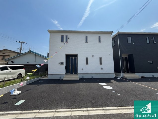 和歌山市北出島　第1期　新築一戸建ての外観|お客様に長く安心して住んでいだだける事にこだわった家づくり！住んでからのアフターサービスにもしっかりと取り組んでいます！