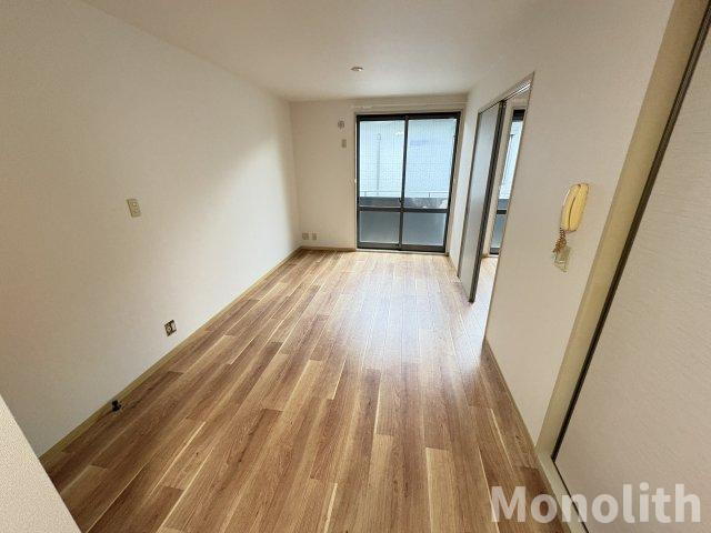 ヴィリジアンガーデンの居間・リビング