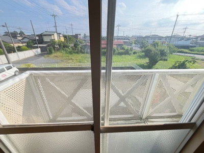 【バルコニー】 | グリーンヒルズ羽生　Ａ棟 | 外からの目が気にならないバルコニーで洗濯物が干せます