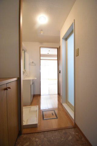 オルフェア我孫子Ⅲ番館の玄関