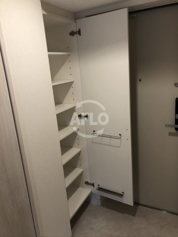 アスヴェル大阪サウスキャナルの玄関|アスヴェル大阪サウスキャナル　下駄箱