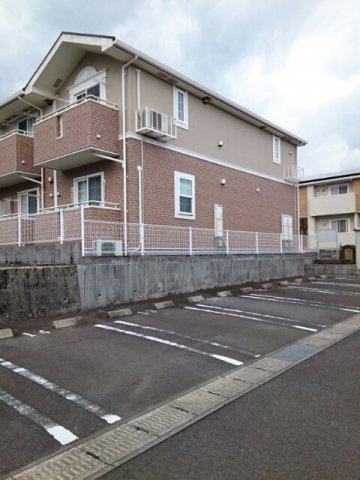 【駐車場】