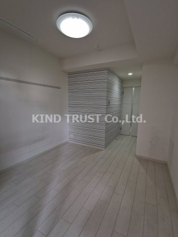 セイワパレス梅田茶屋町の居間・リビング|使いやすい居間です