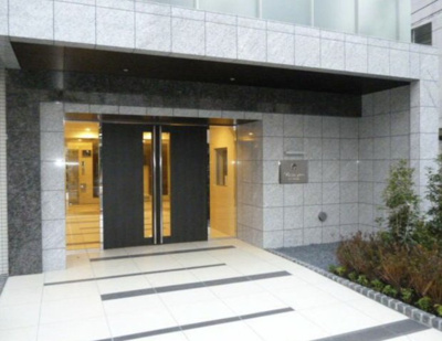 【エントランス】 | ライジングプレイスアサクサノース | ゆとりのあるエントランスです