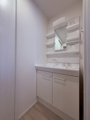 【洗面所】 | ラヴィエール菊川駅前 |  