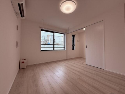 【居間・リビング】 | ラヴィエール菊川駅前 |  