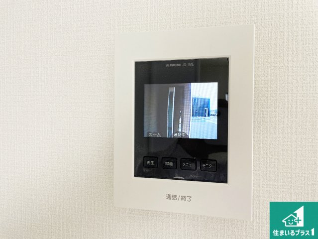 1(土)2(日)現地説明会　天理市杉本町　全4邸の防犯設備|カラーモニターインターホン！声だけでなく来訪者の姿や顔がモニターで確認できるので、小さなお子様がいらっしゃるご家庭でも安心できます！